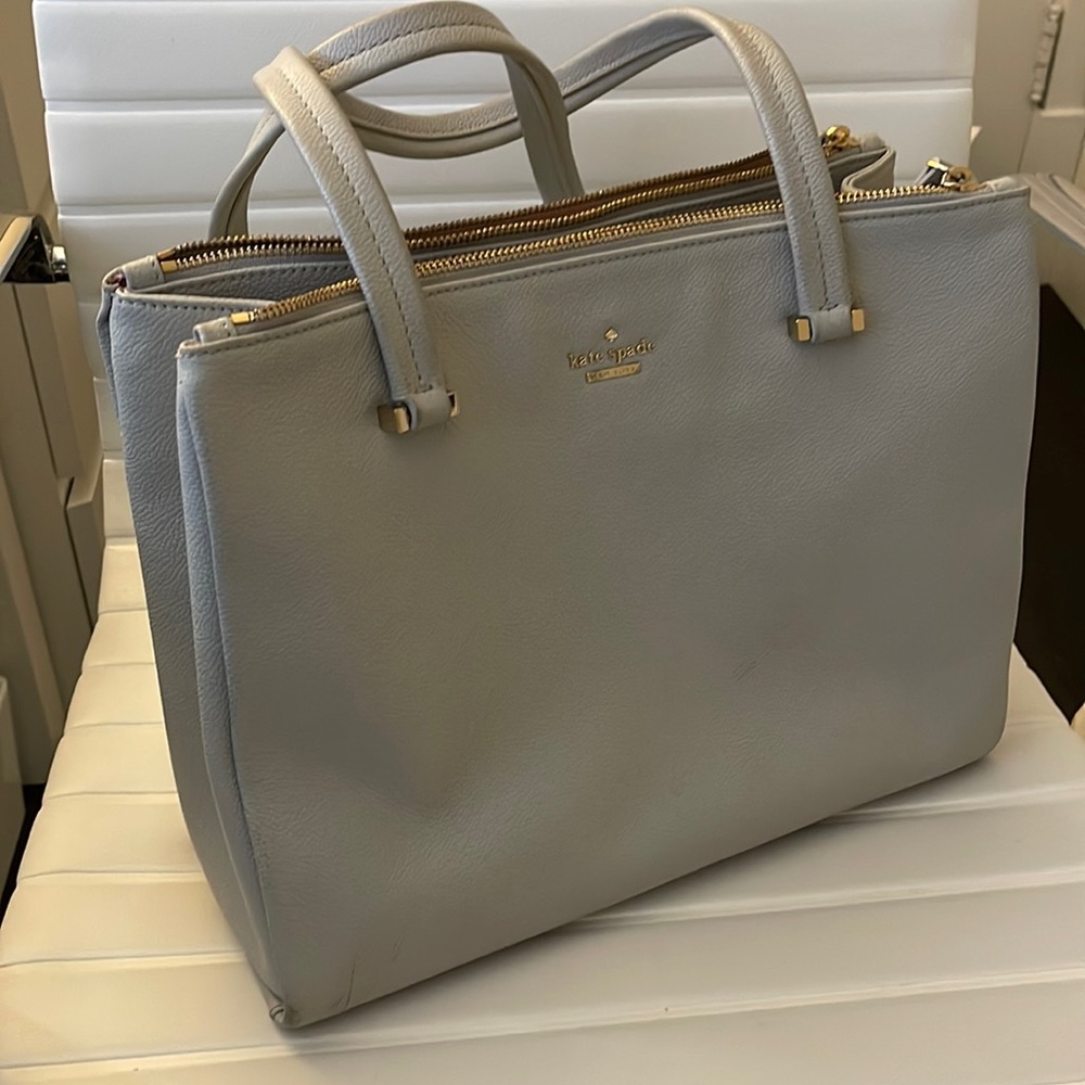 Kate Spade Grey Leather Handbag - lots of storage!